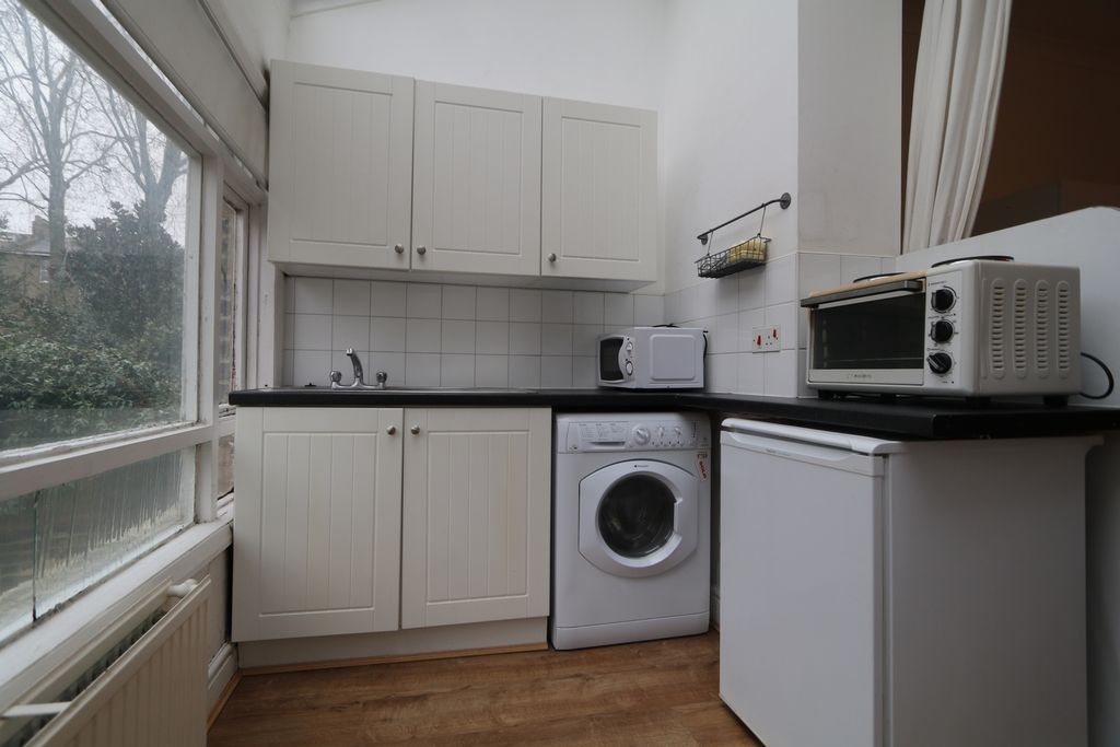 Property photo 3 of 5 Photo 1