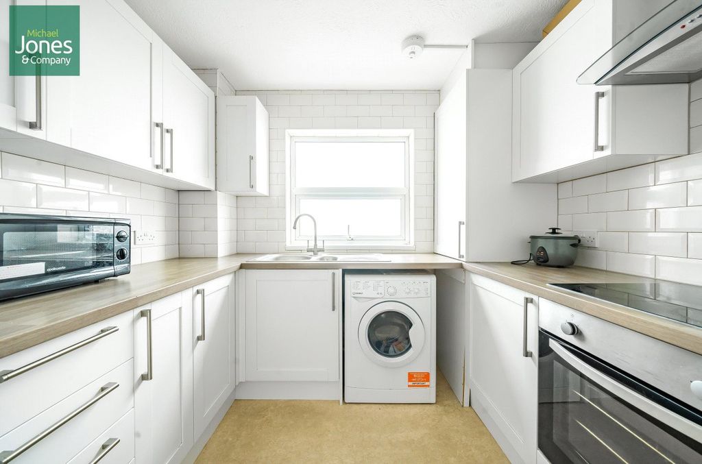 Property photo 2 of 5 Communal Kitchen