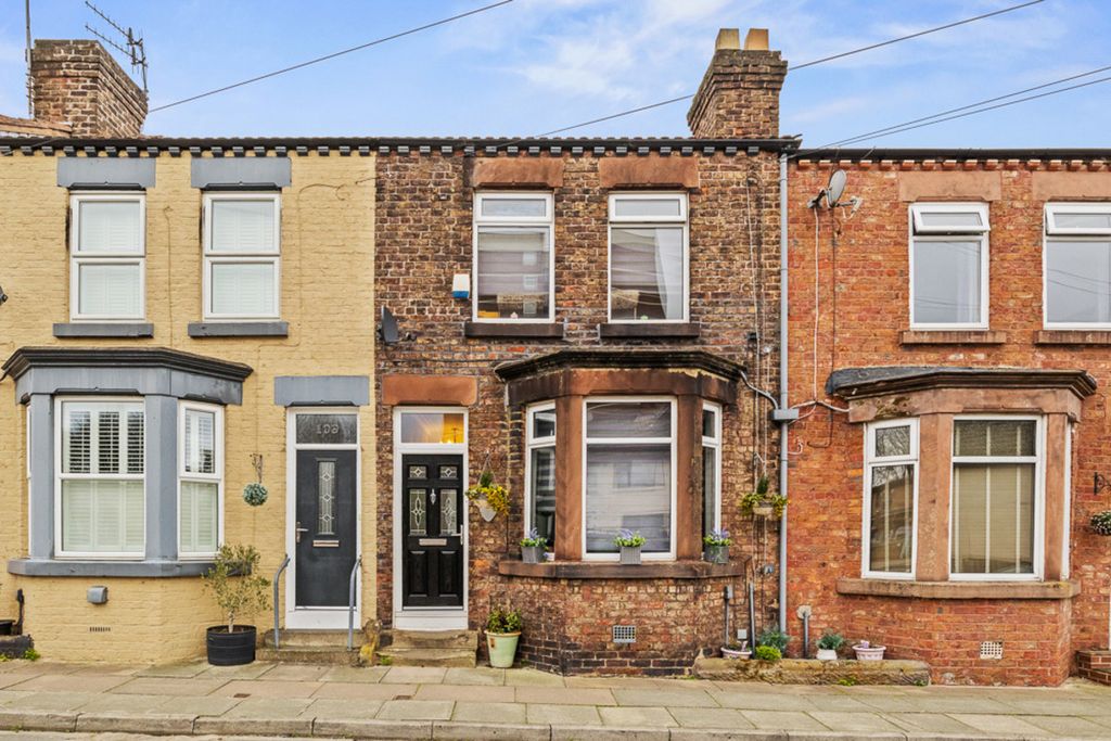 Property photo 1 of 31