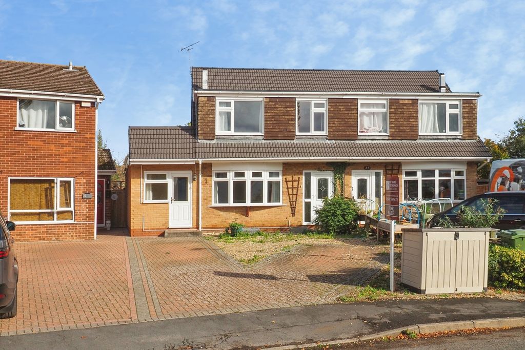 Property photo 1 of 17 Pbox-Img.Jpg