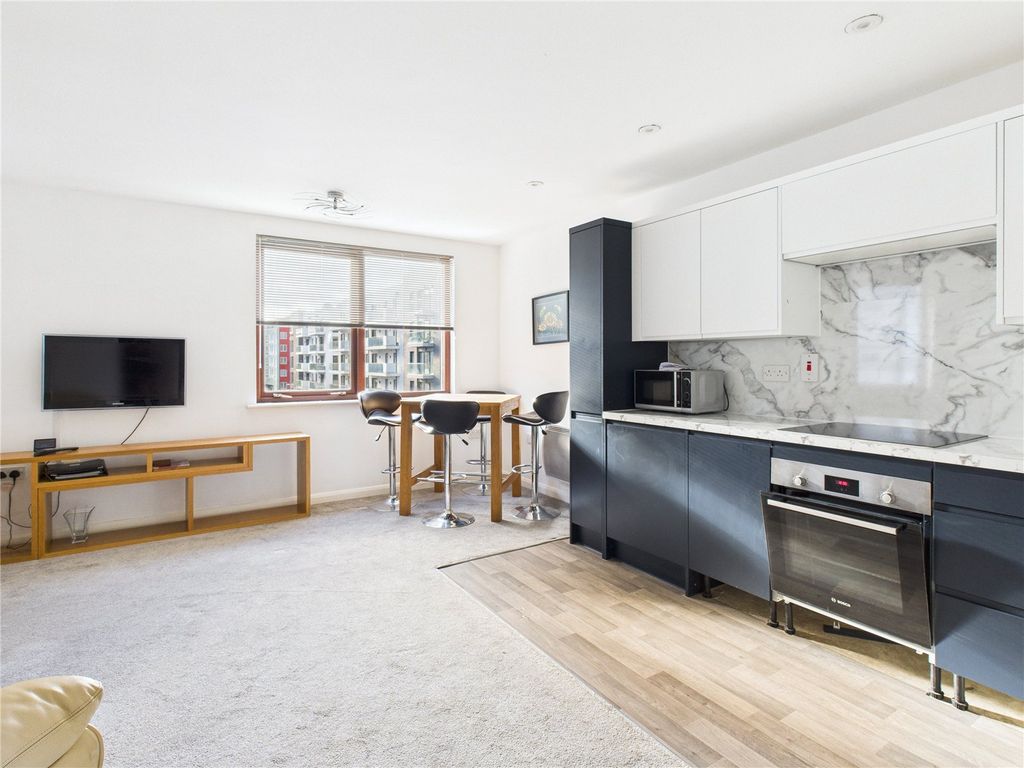 Property photo 1 of 10 Picture No. 06