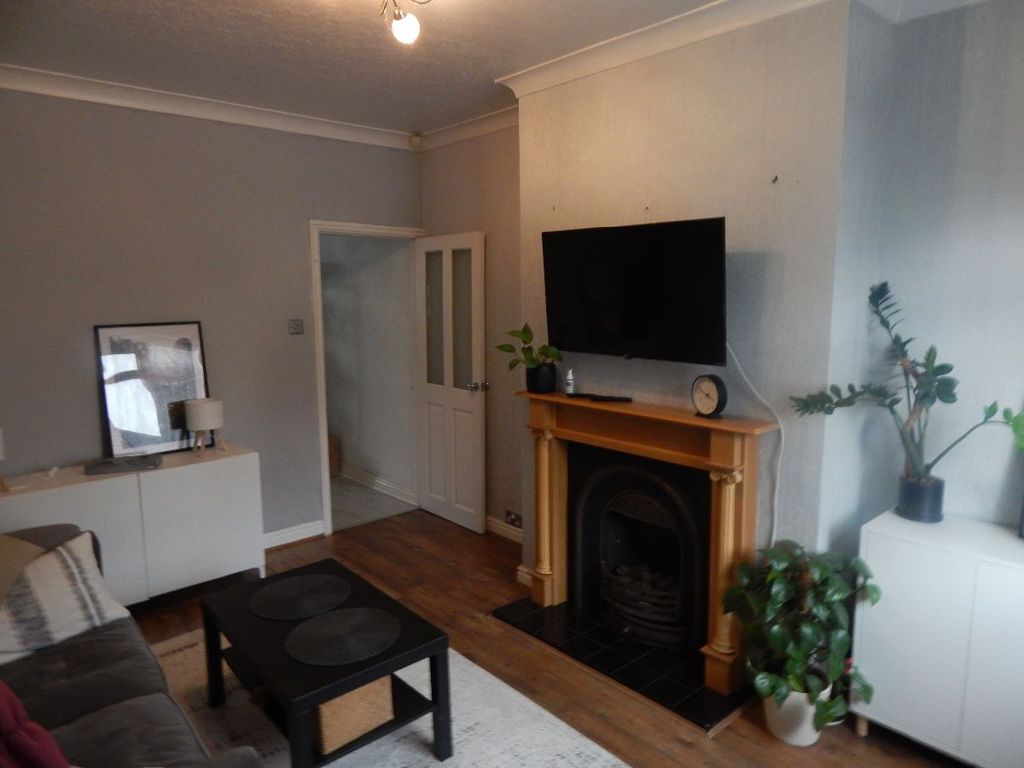 Property photo 2 of 23