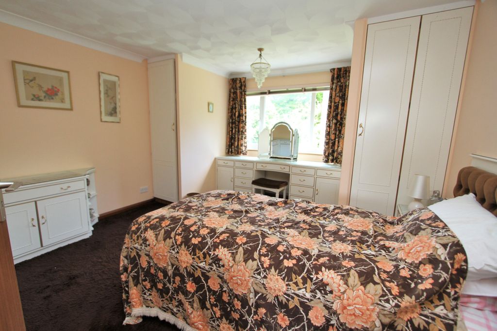Additional image 16 of 4 bed detached house for saleFairway Close, Eastbourne BN20