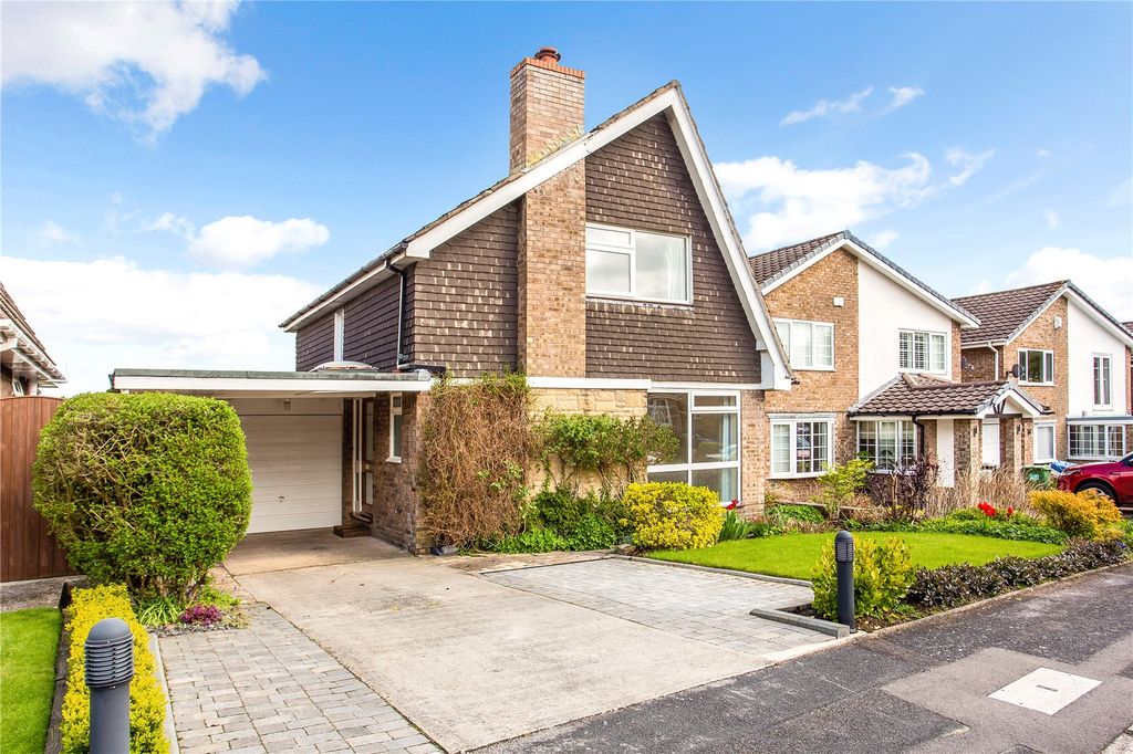 Property photo 1 of 19 External
