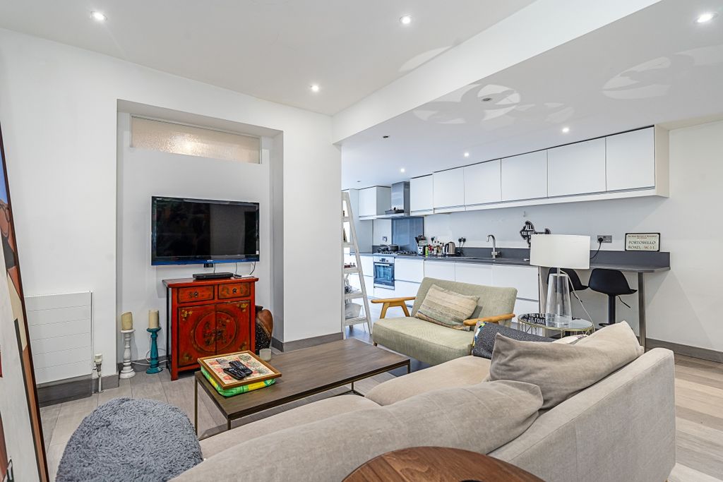 Property photo 1 of 12 40_A_Sutherland_A...