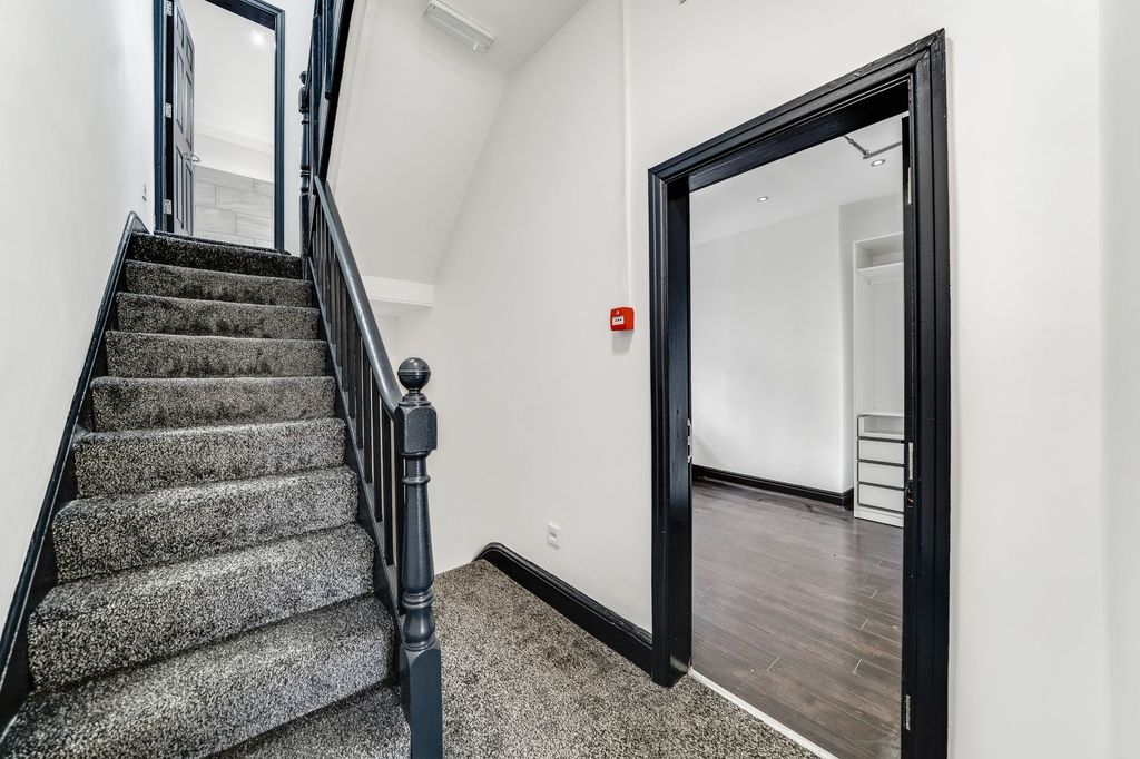 Property photo 2 of 2 Bright, Freshly Painted Communal Stairwell And Hal...