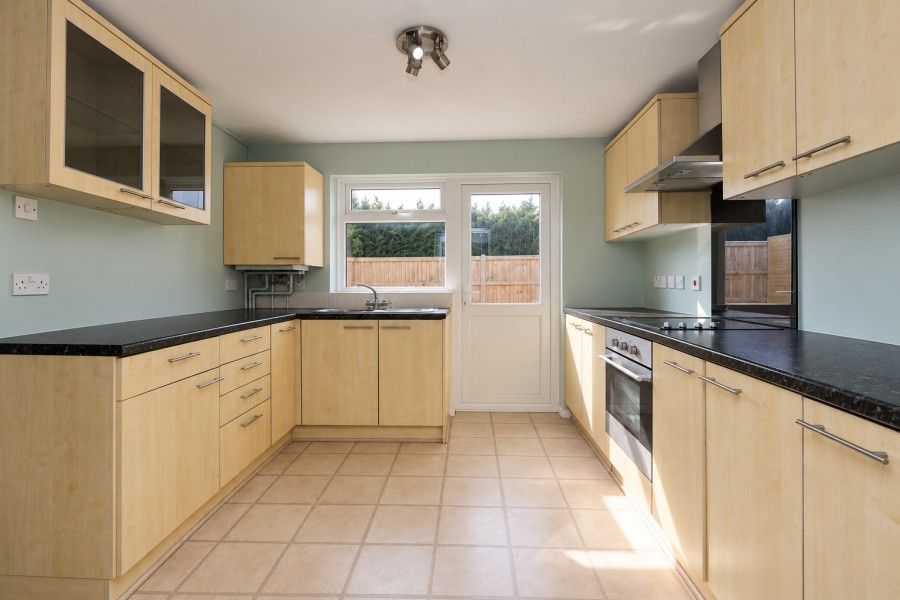 Property photo 3 of 12