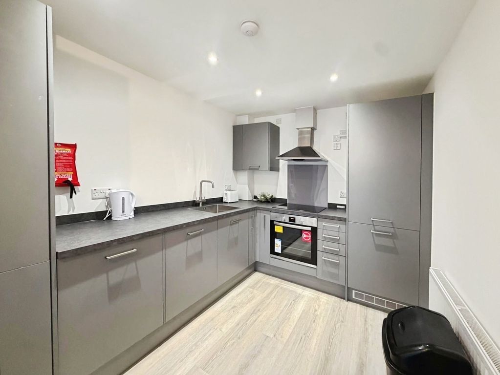 Property photo 2 of 7 Pbox-Img.Jpg