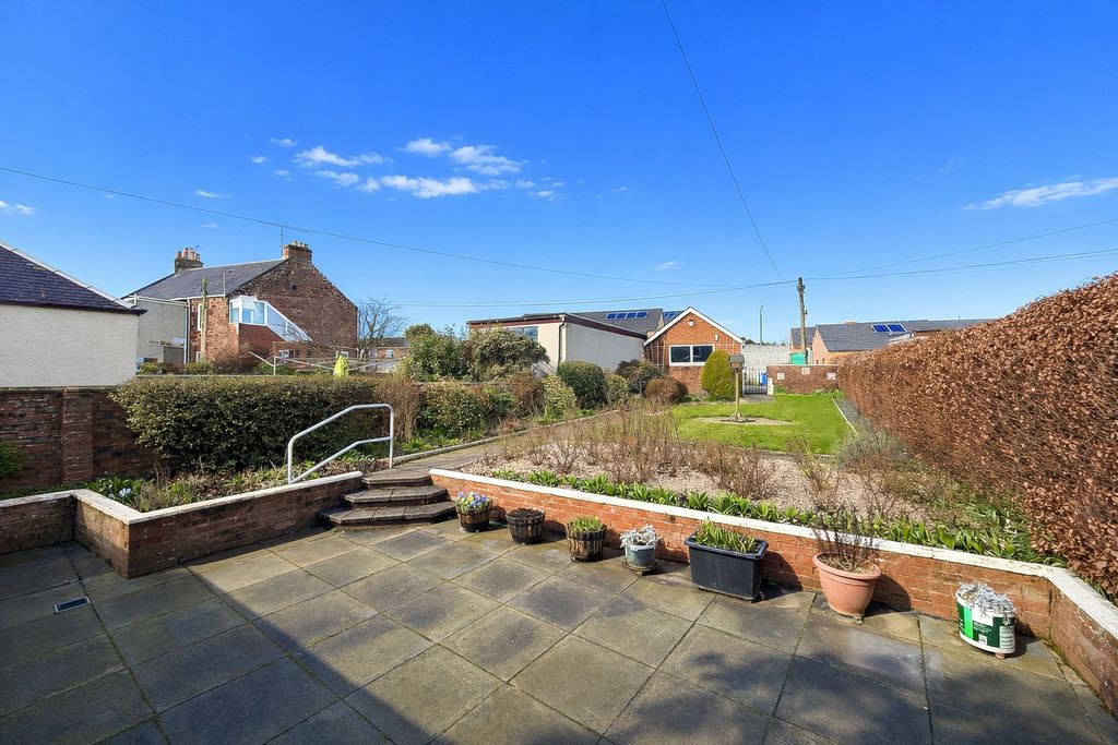 Property photo 2 of 22 Photo 18