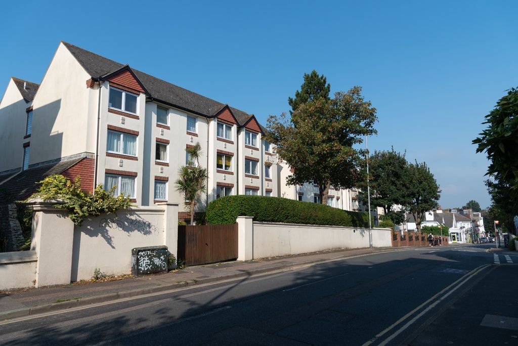 Property photo 2 of 15 3041735