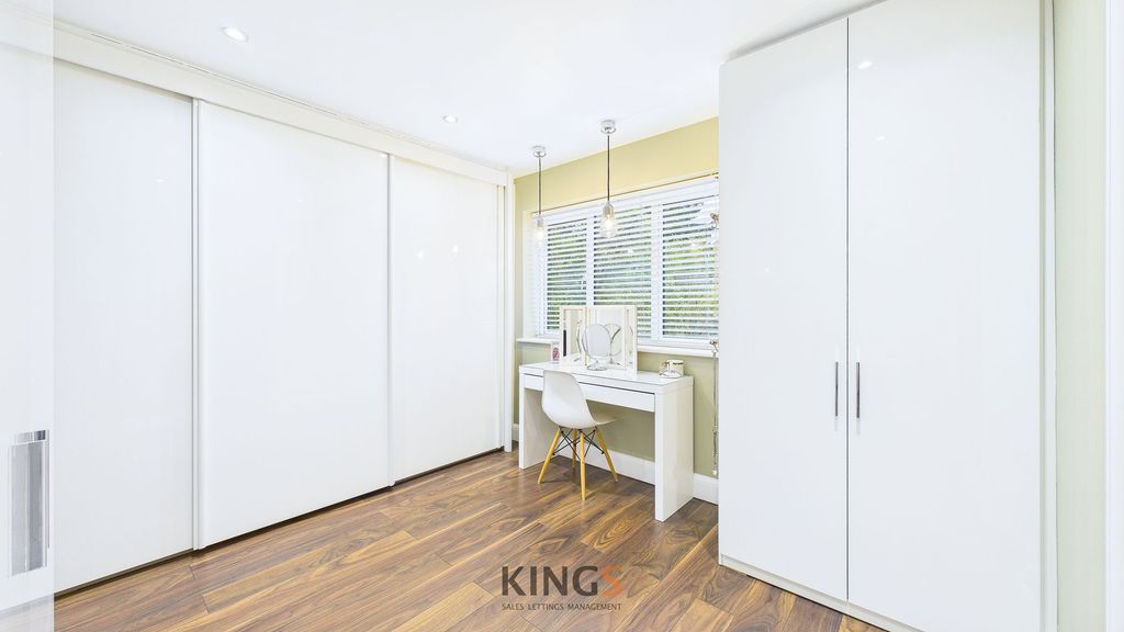 Additional image 39 of 5 bed detached house for saleUpland Drive, Brookmans Park AL9