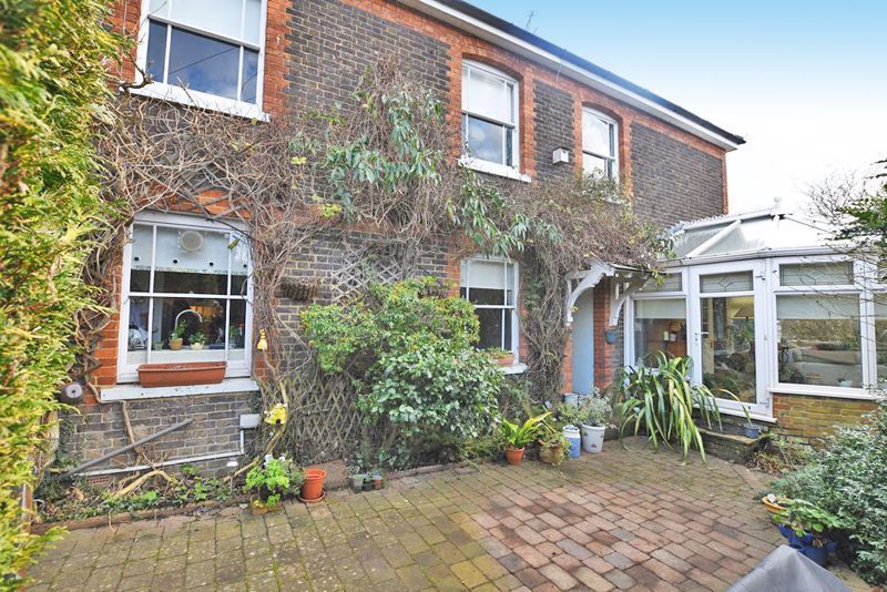 Property photo 2 of 28 Photo 27