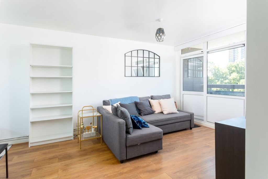 Property photo 1 of 9 Norton House 66 (...