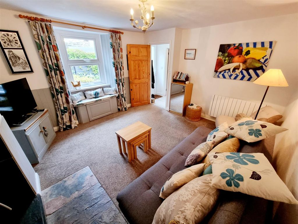Property photo 2 of 15 Sitting Room 1.Jpg