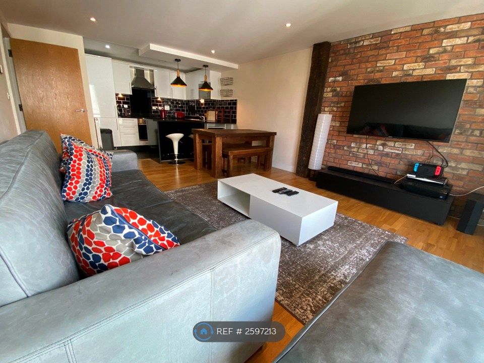 Property photo 1 of 16 Living Room &amp; Kitchen - Main