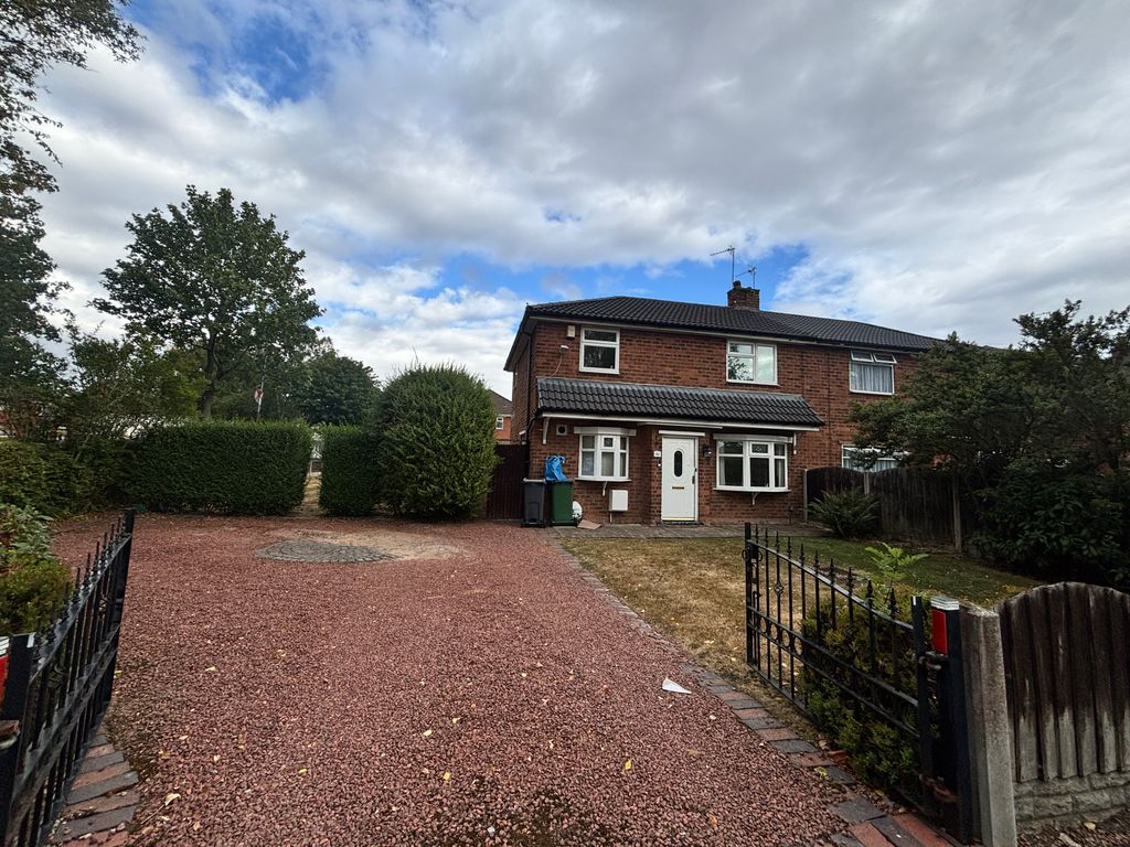 Property photo 3 of 11