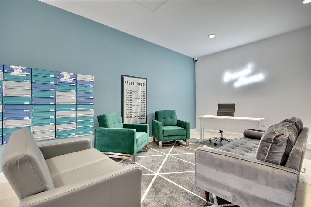 Property photo 1 of 17 Bljv0Gdt70Kfp0Lzrnax0A.Jpg
