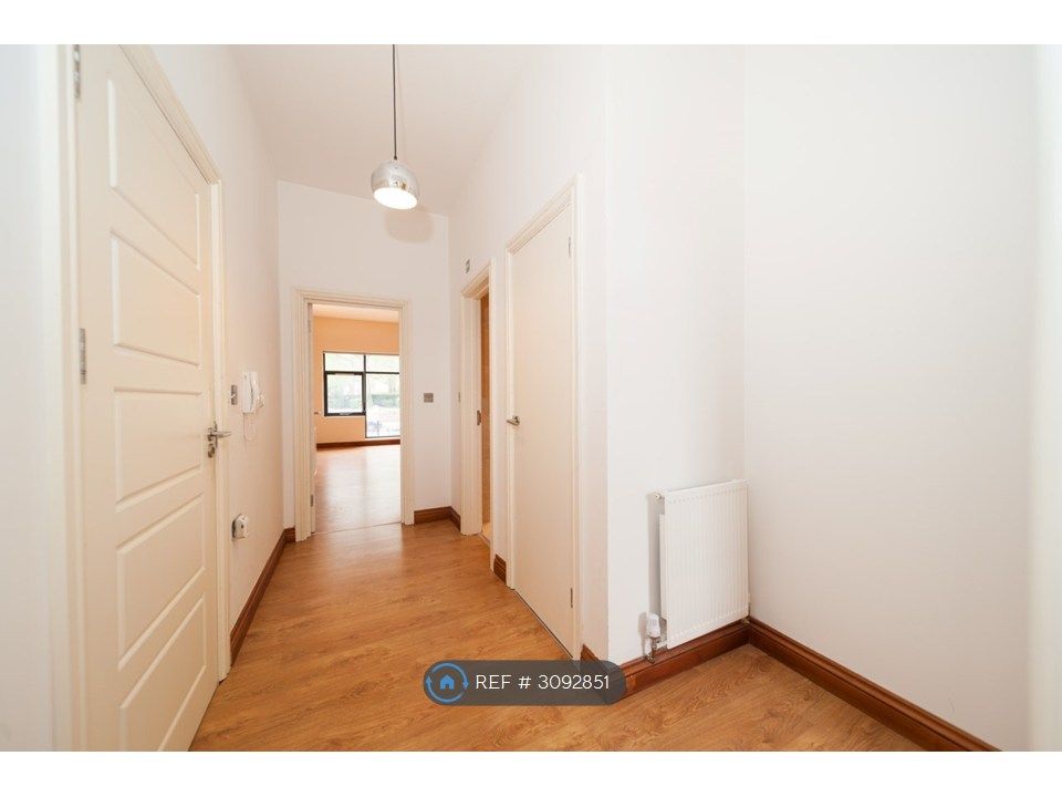 Property photo 3 of 25