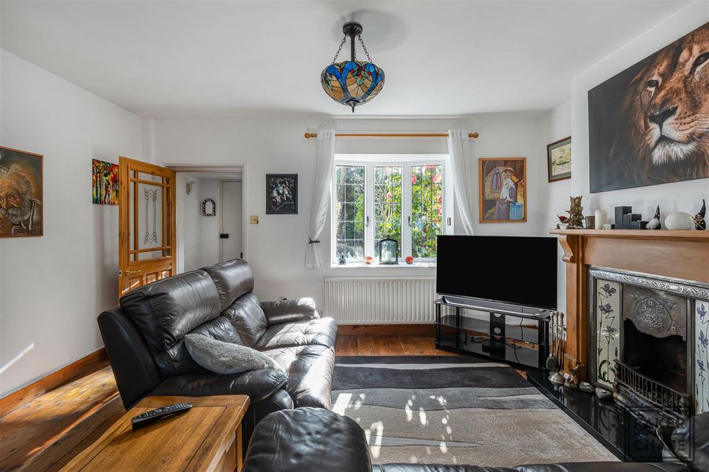 Property photo 2 of 28 Dining Room