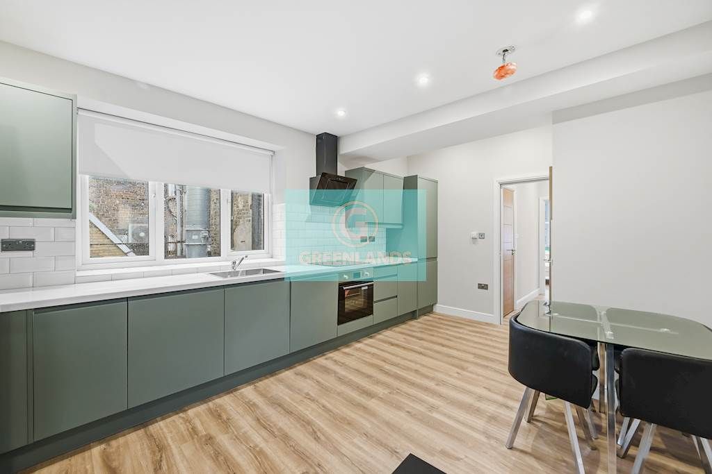 Property photo 2 of 15 Photo 8