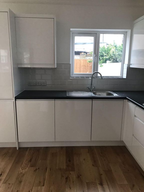 Property photo 2 of 6 Gallery