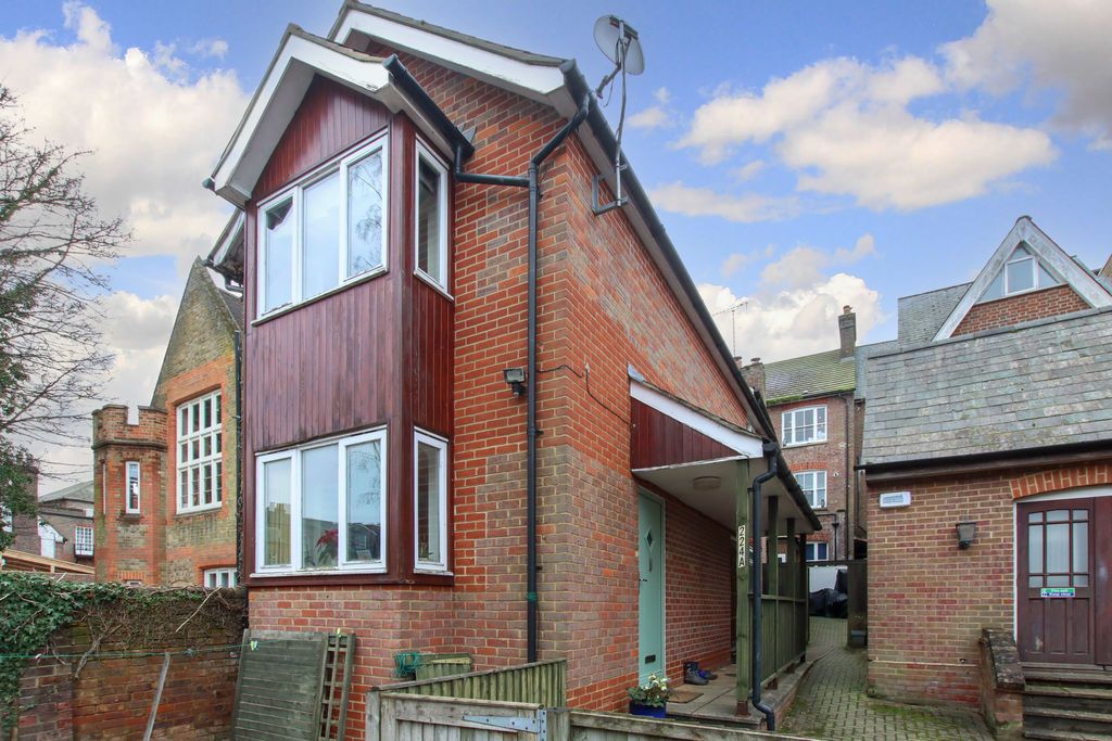 Property photo 1 of 9 Photo 1