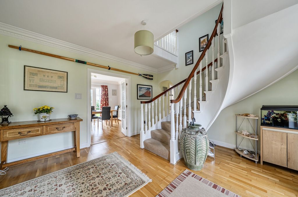 Property photo 2 of 22 1415607-15-699473...