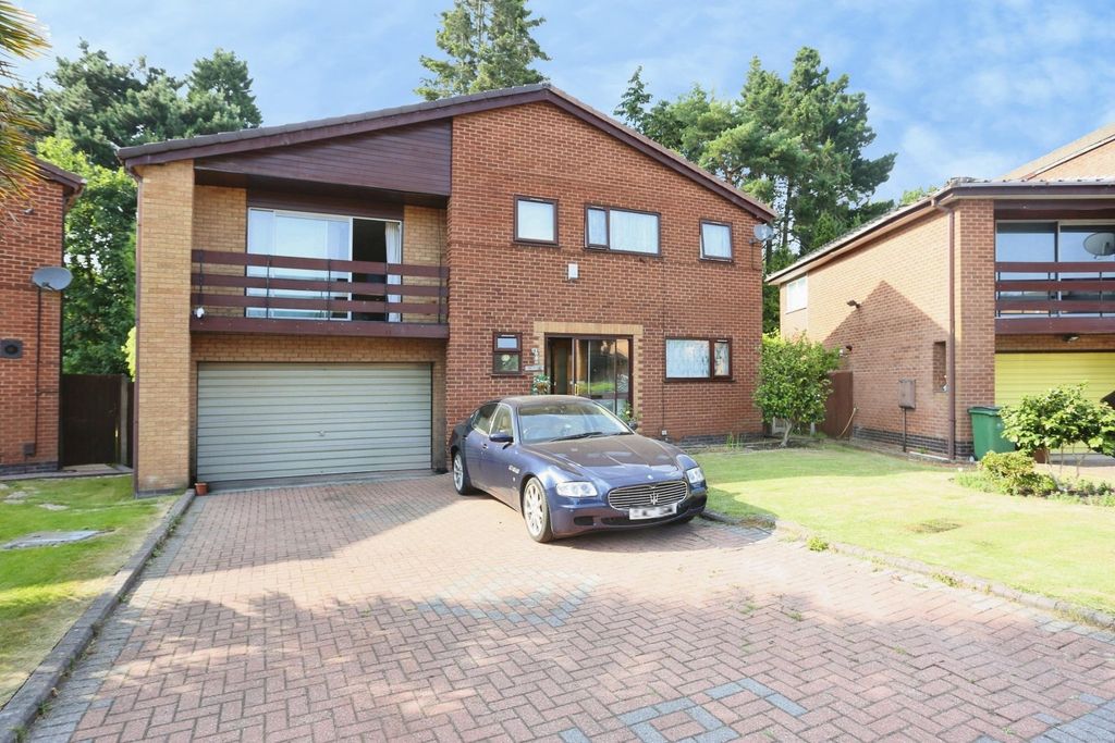 Property photo 1 of 24 Picture No. 29