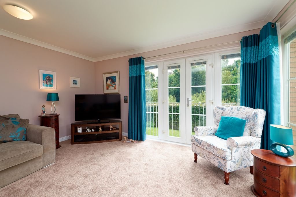 Property photo 3 of 17 Property Image 3