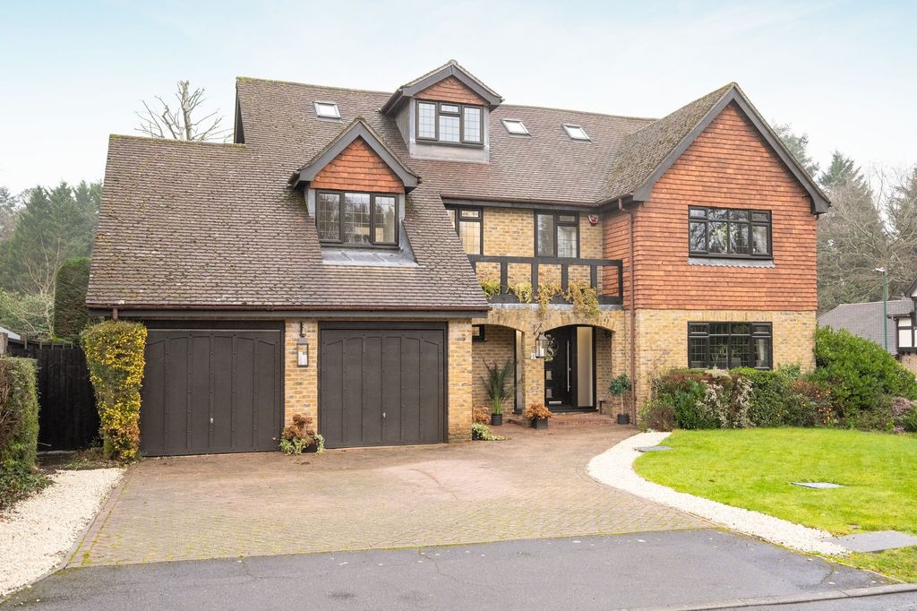 Property photo 1 of 13