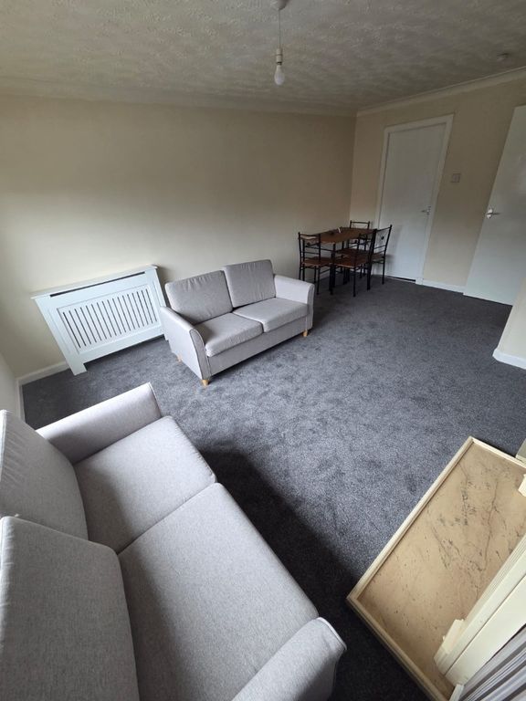 Property photo 3 of 24