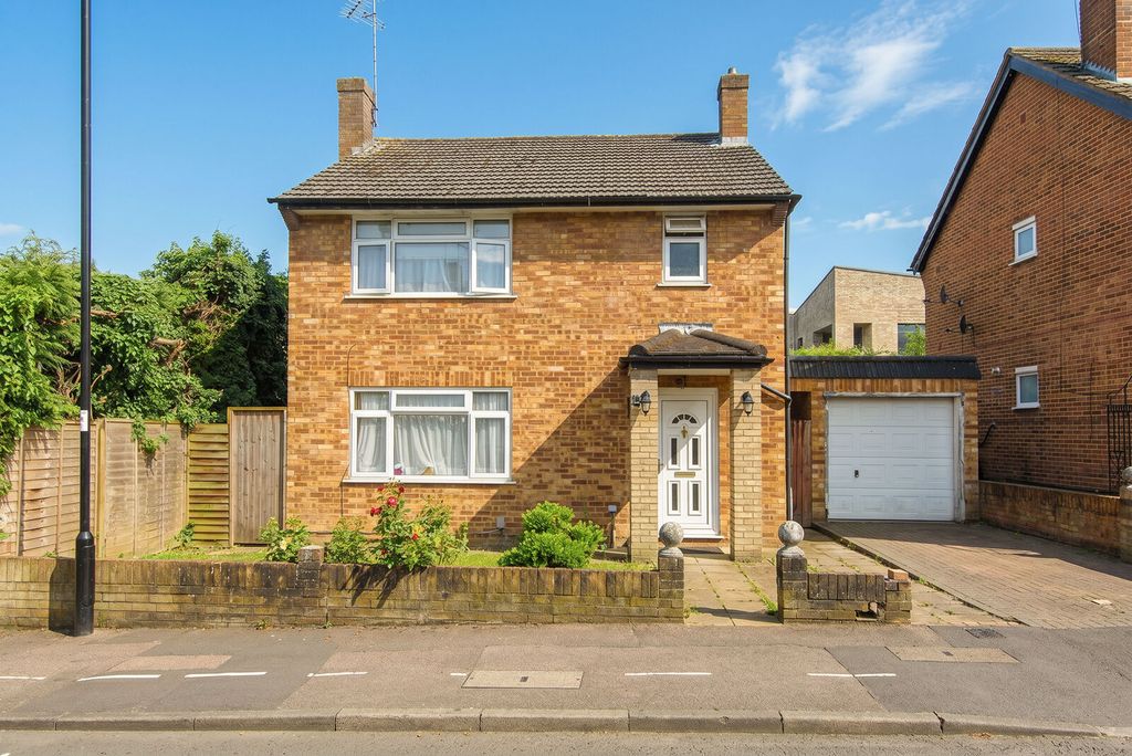 Property photo 1 of 7