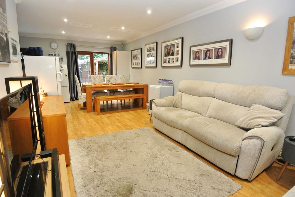 Property photo 3 of 11 Living Room.Jpg