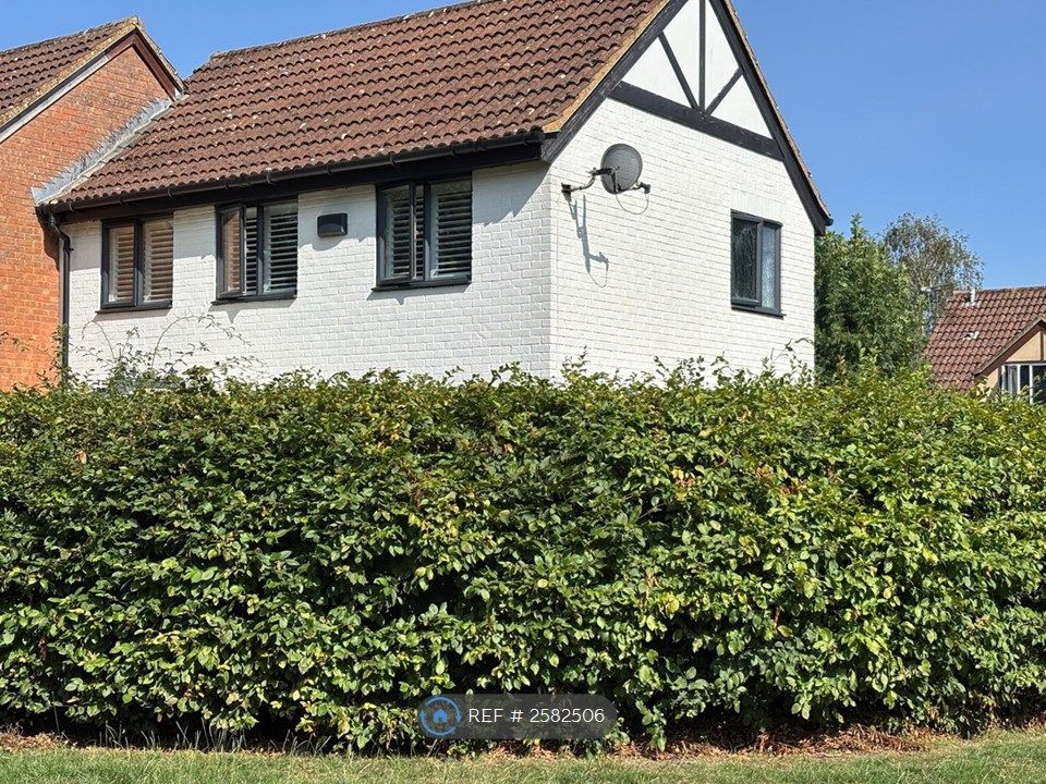 Property photo 2 of 24