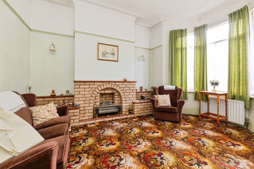 Property photo 3 of 14