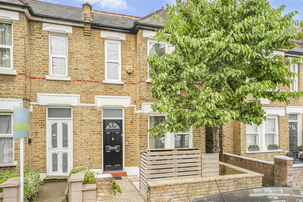 Property photo 2 of 12 External