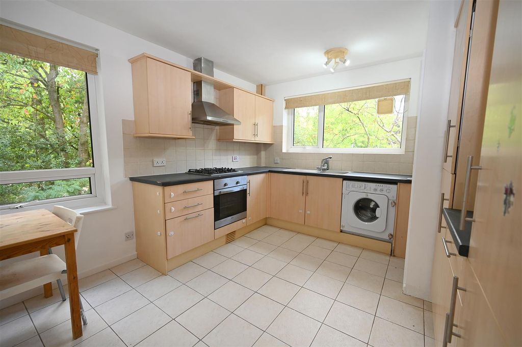 Property photo 2 of 16 Kitchen.Jpg