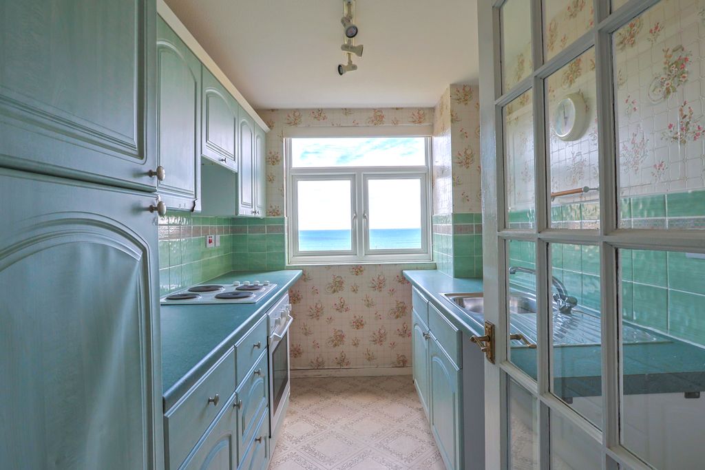 Property photo 3 of 13 333A0652