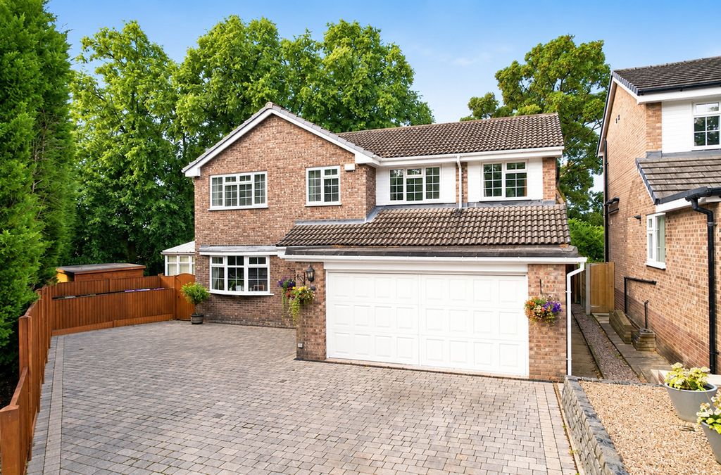 Property photo 1 of 31