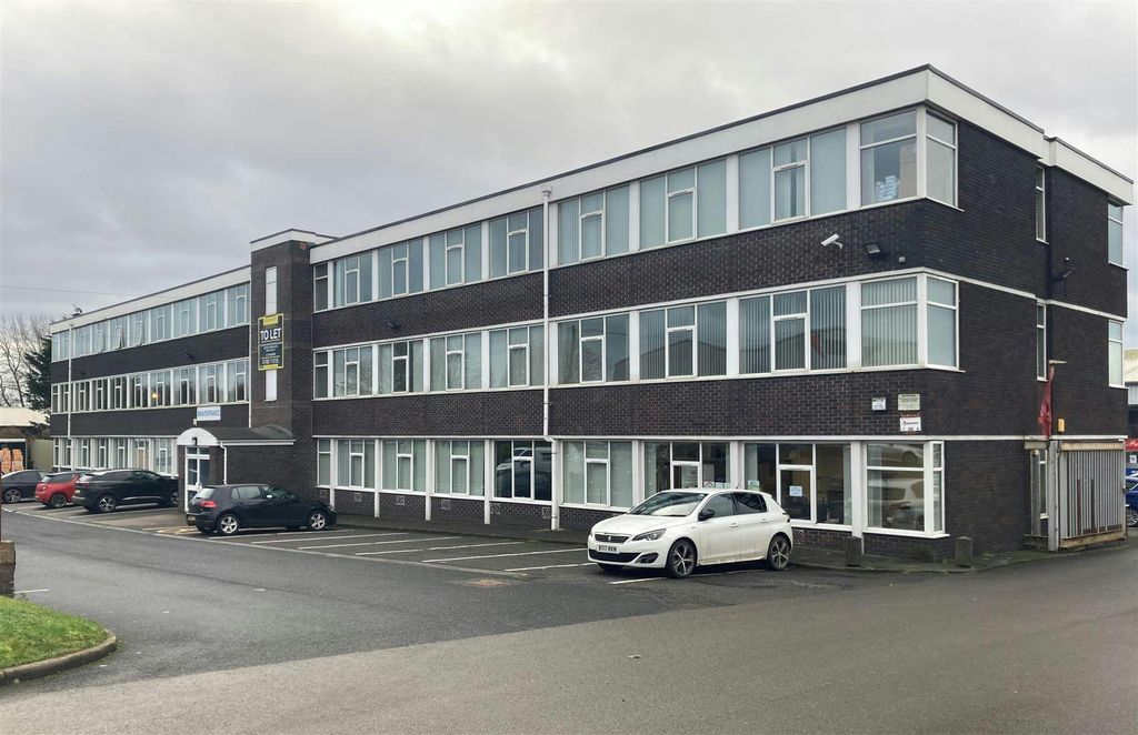 Property photo 2 of 11 St Albans 1.Jpg