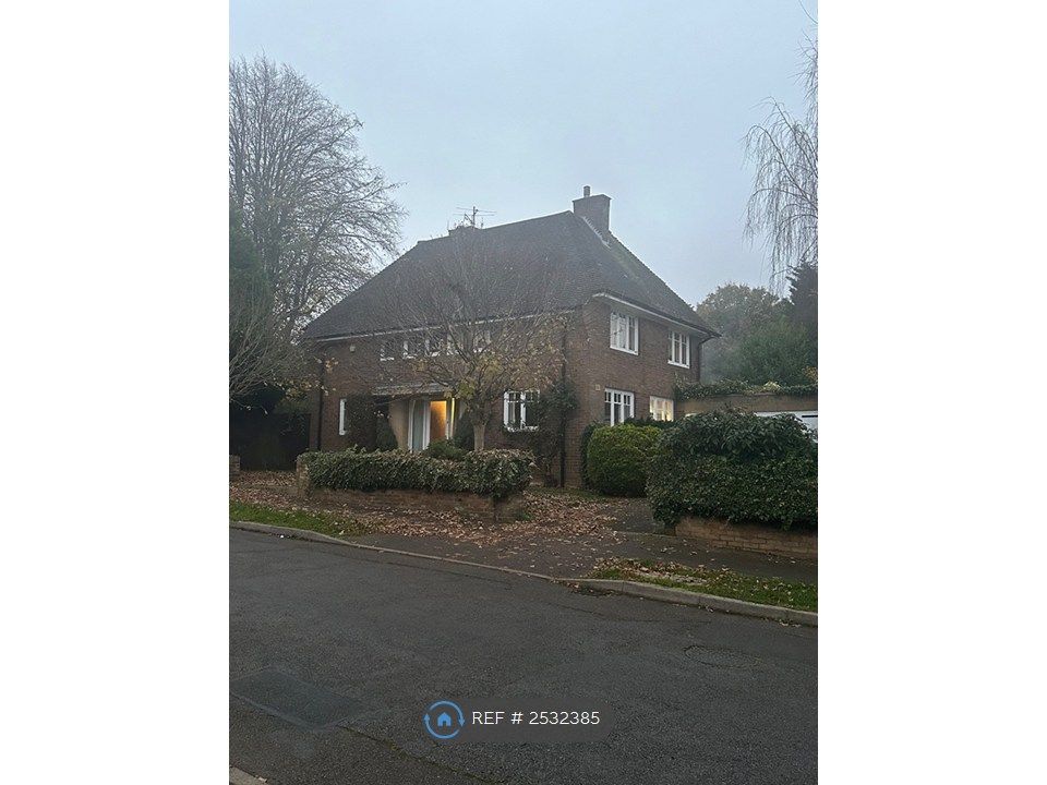 Property photo 2 of 11