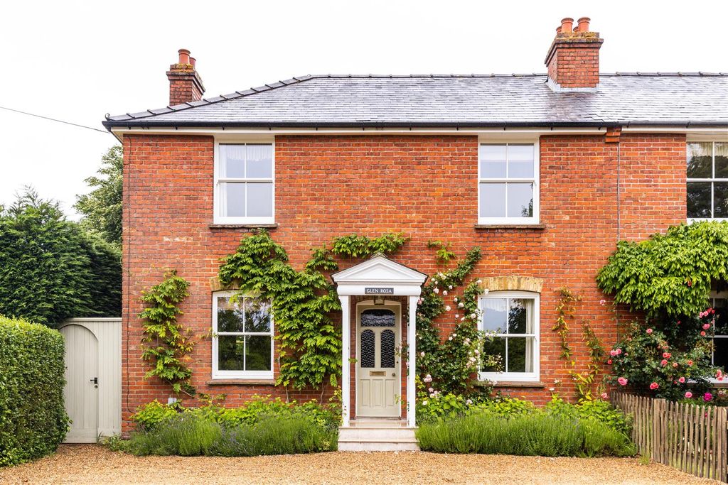 Property photo 1 of 33