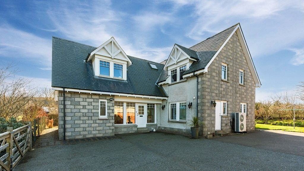 Property photo 1 of 17 Front Elevation