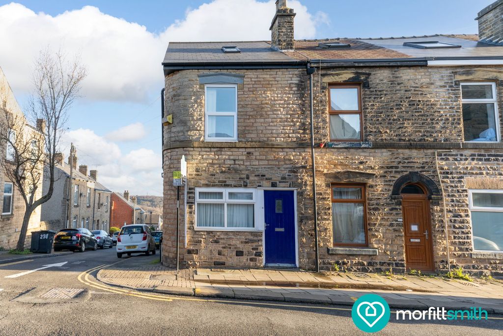 Property photo 1 of 18