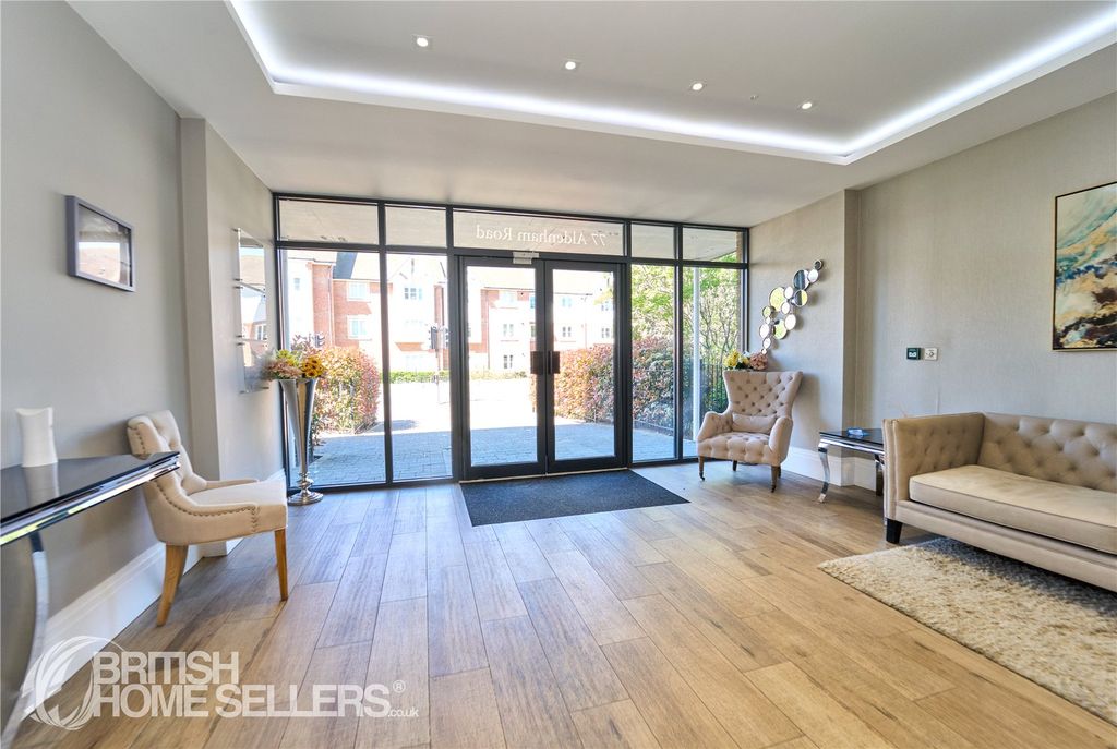 Property photo 2 of 26 Picture No. 05