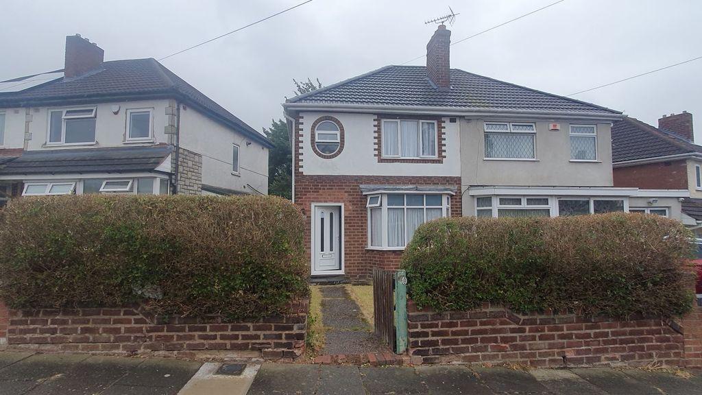 Property photo 3 of 17
