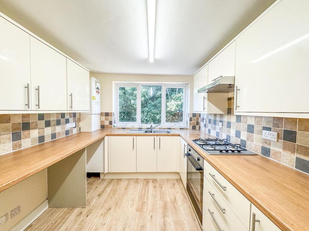 Property photo 2 of 10 Cykr2551.Jpg