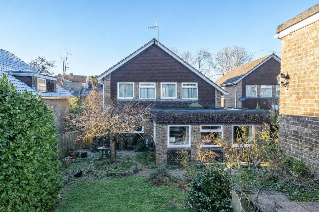 Property photo 1 of 20 External