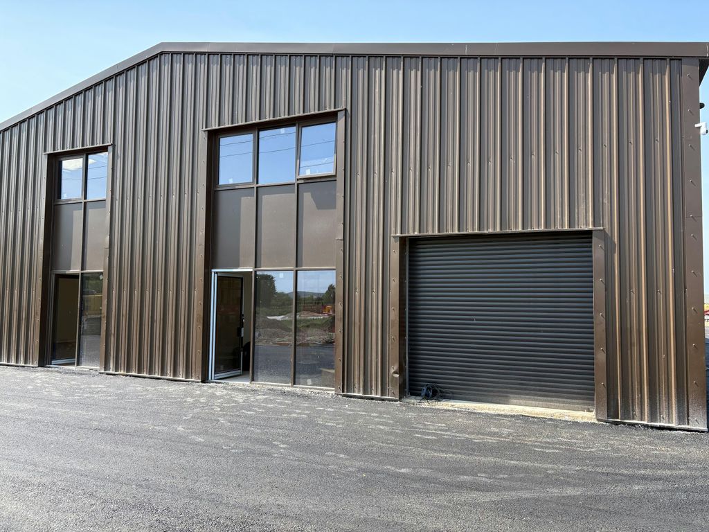 Property photo 1 of 5 New Bury 4.Jpeg