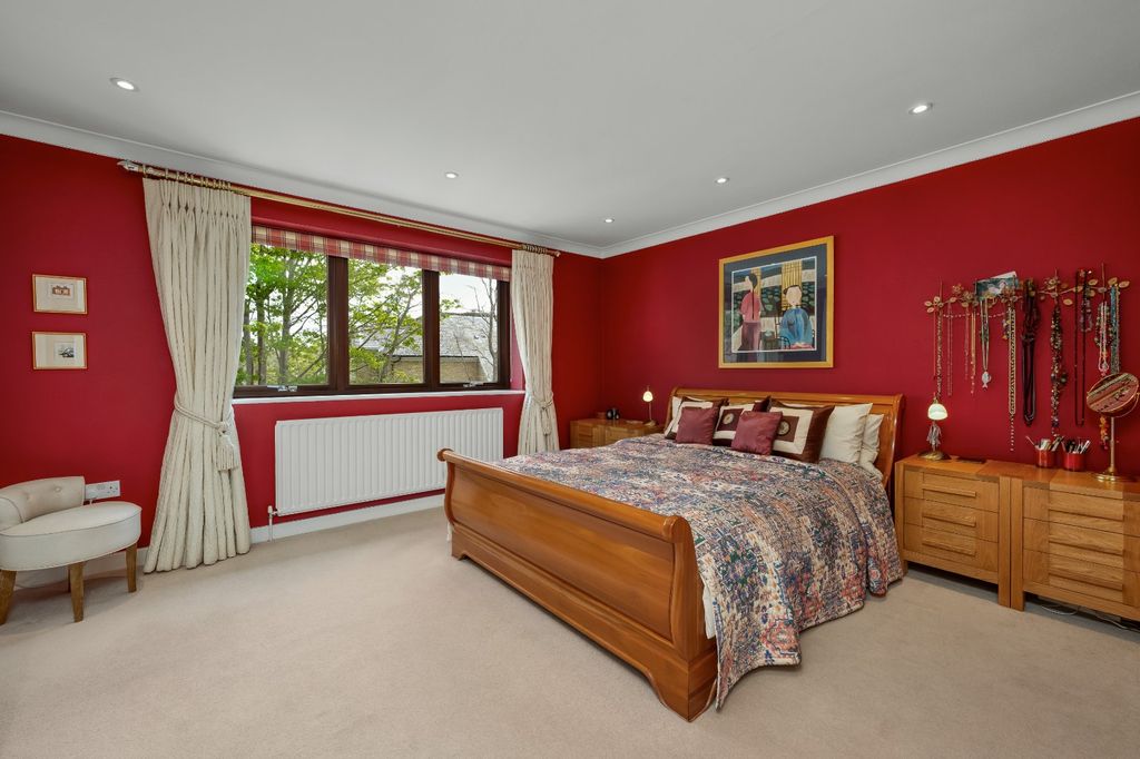 Additional image 11 of 5 bed detached house for saleMartineau Close, Esher, Surrey KT10